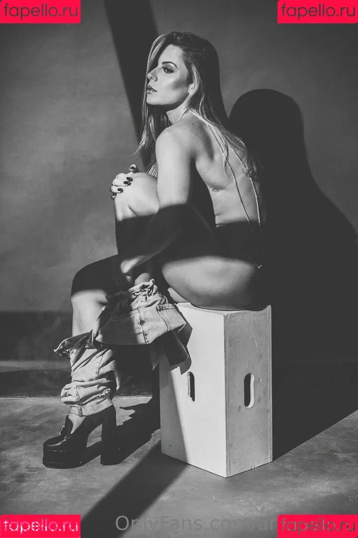 Aricia Silva / aricia_princesa / ariciasilva / ex-panicat Onlyfans Photo Gallery 