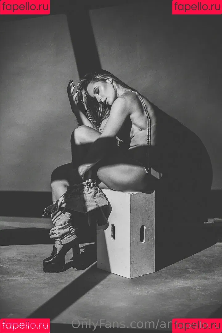 Aricia Silva / aricia_princesa / ariciasilva / ex-panicat Onlyfans Photo Gallery 