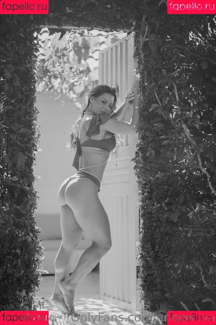 Aricia Silva / aricia_princesa / ariciasilva / ex-panicat Onlyfans Photo Gallery 