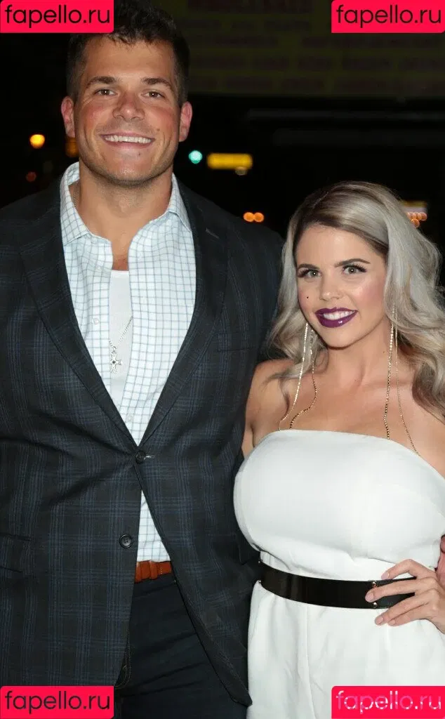 Elena Davies / elenadavies Onlyfans Photo Gallery 