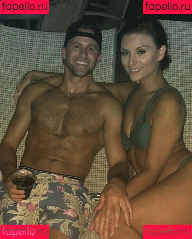 Elena Davies / elenadavies Onlyfans Photo Gallery 