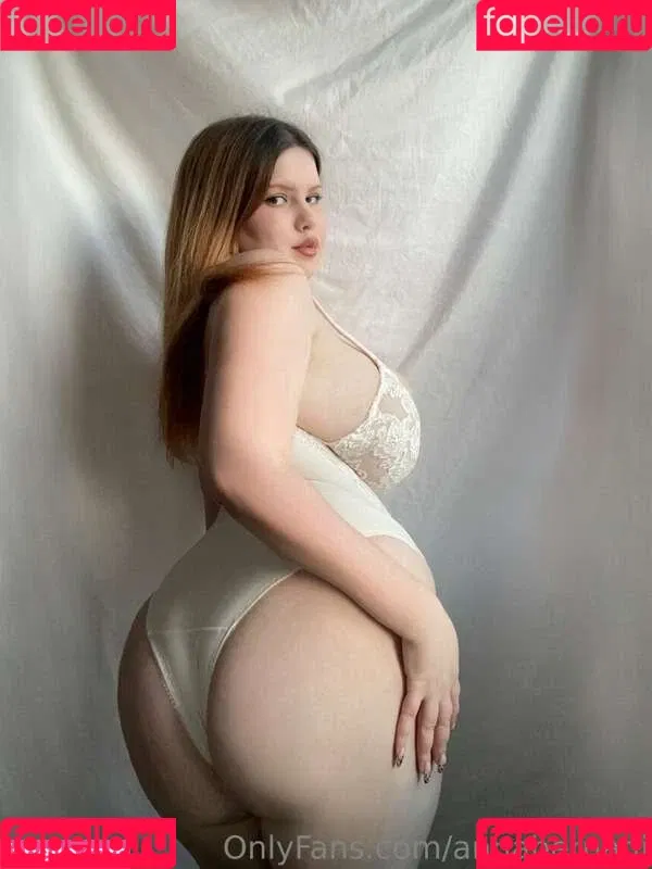 Anna Bernadi / AnnaBernadina / BernadiAnna / anna___bern / annabernadi Onlyfans Photo Gallery 