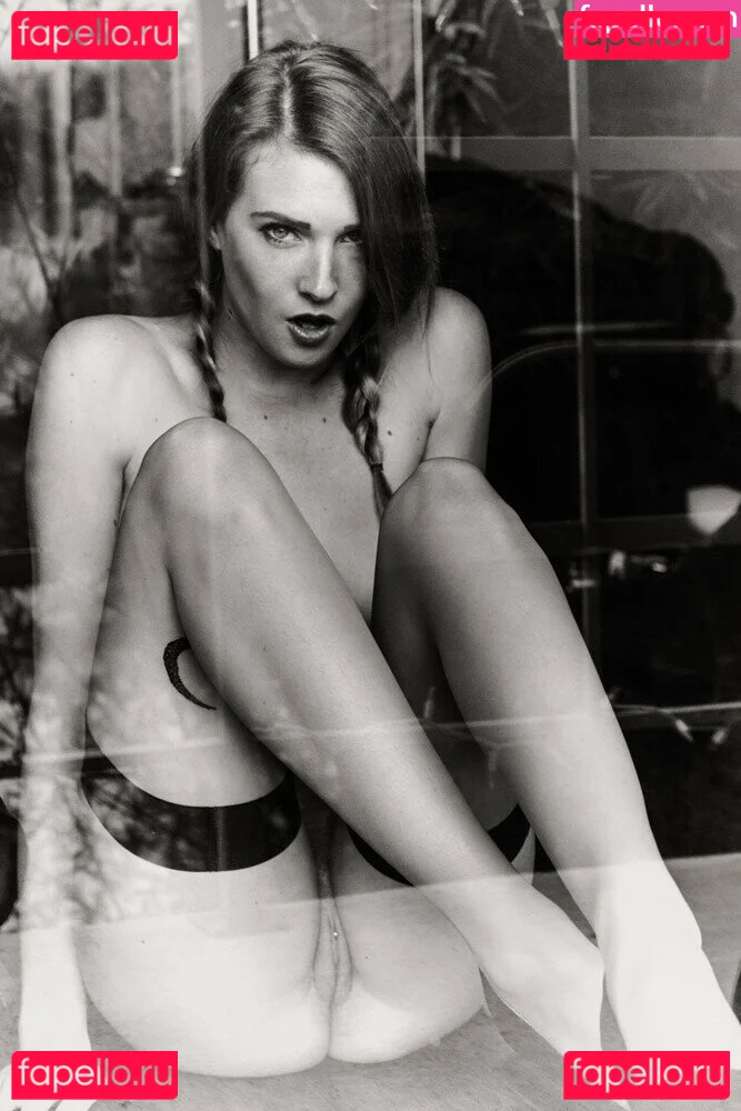 Ashley Lane Onlyfans Photo Gallery 