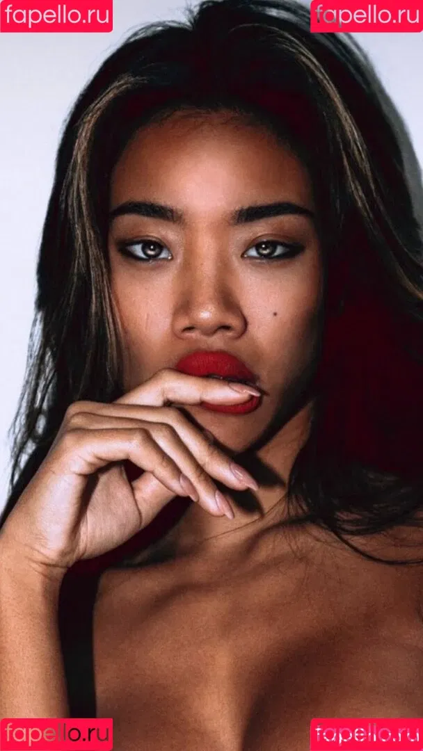 Nona Sobo / Nonasobo Onlyfans Photo Gallery 