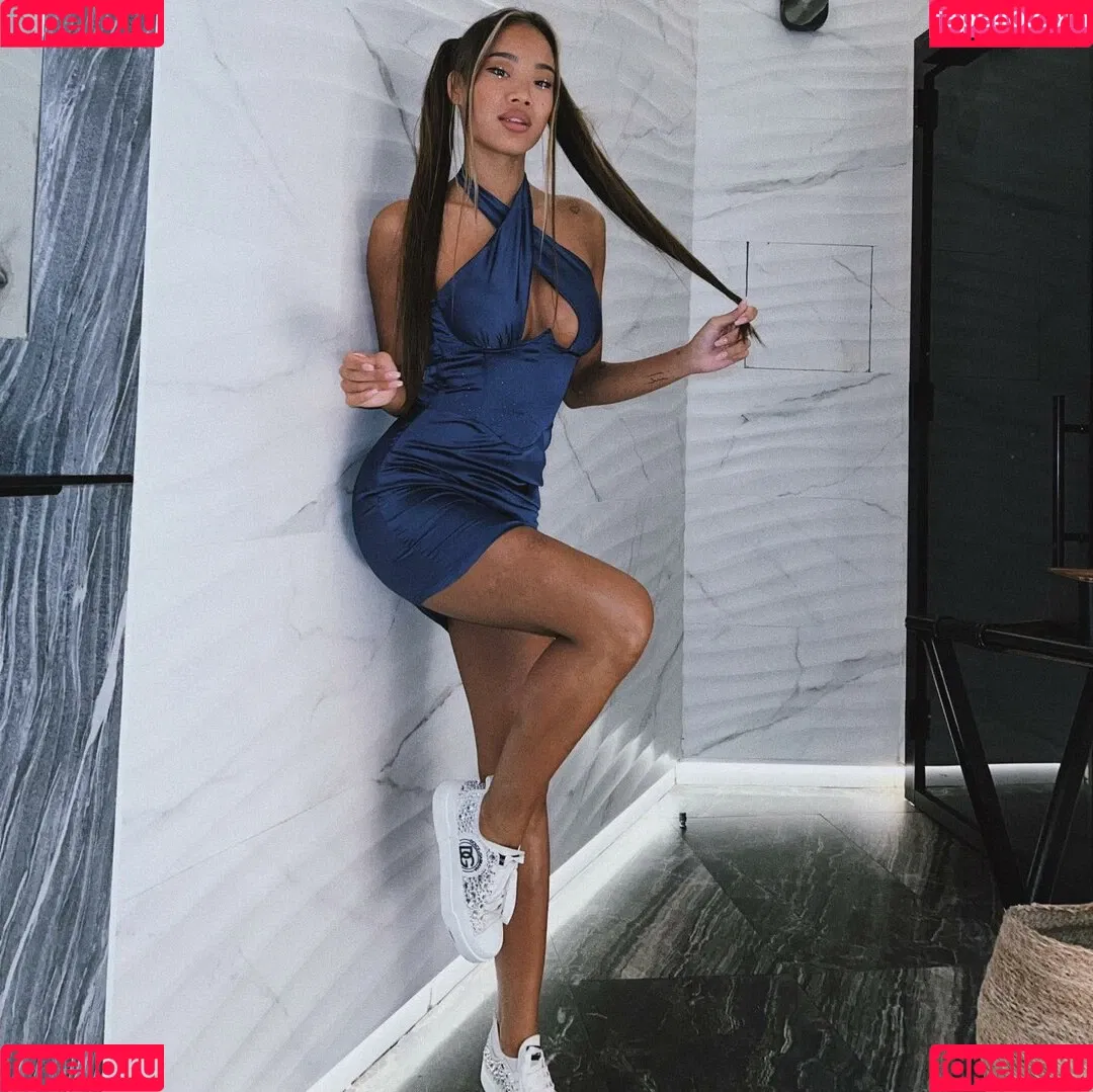 Nona Sobo / Nonasobo Onlyfans Photo Gallery 