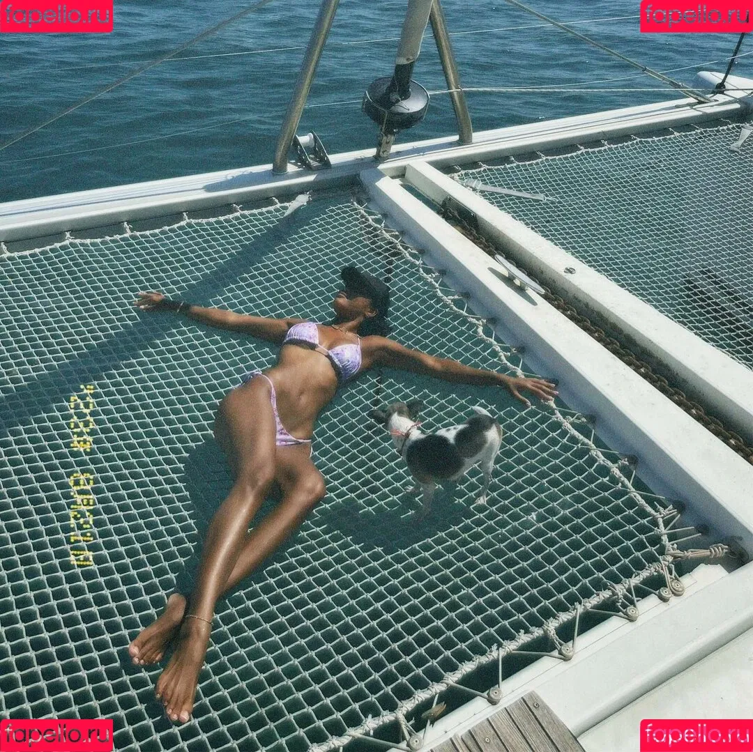 Nona Sobo / Nonasobo Onlyfans Photo Gallery 