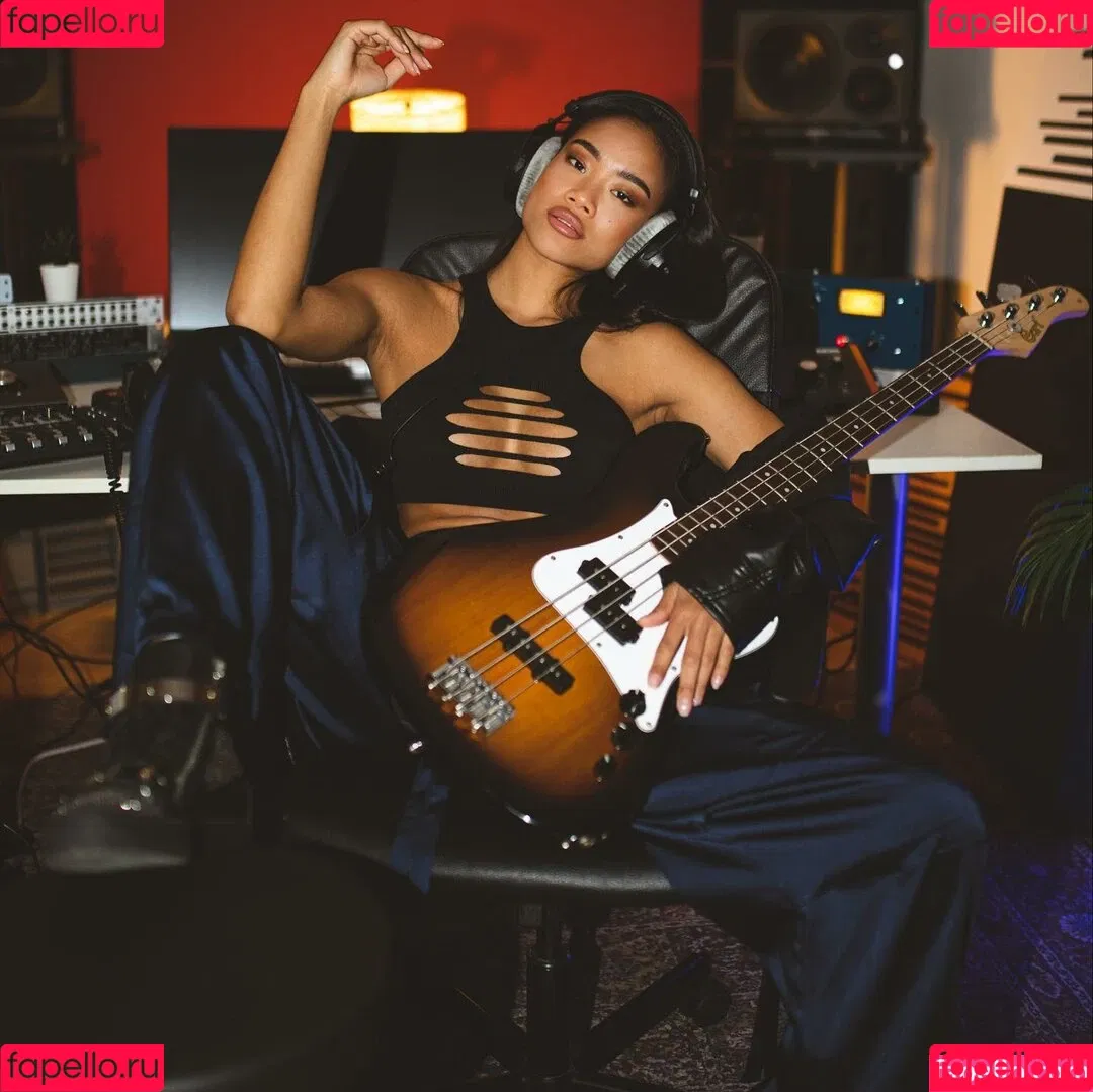 Nona Sobo / Nonasobo Onlyfans Photo Gallery 