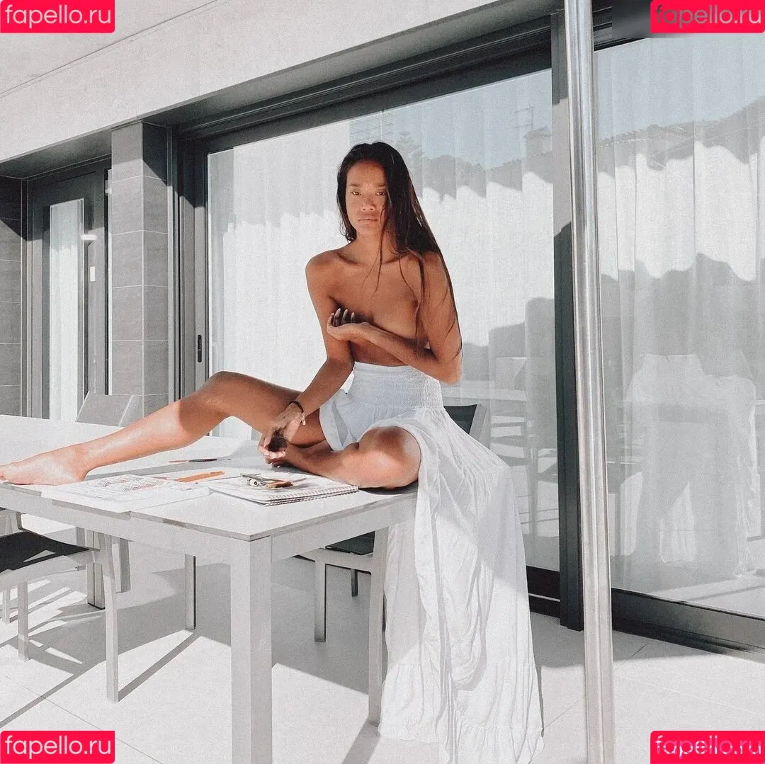 Nona Sobo / Nonasobo Onlyfans Photo Gallery 