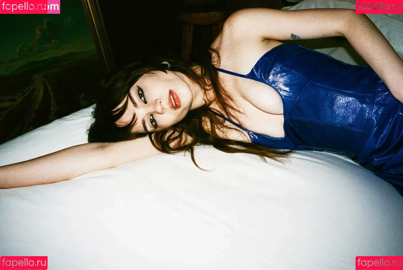 Sophie Thatcher / soapy.t / sophie_thatcher Onlyfans Photo Gallery 