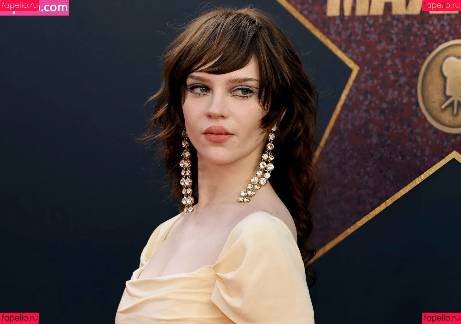 Sophie Thatcher / soapy.t / sophie_thatcher Onlyfans Photo Gallery 