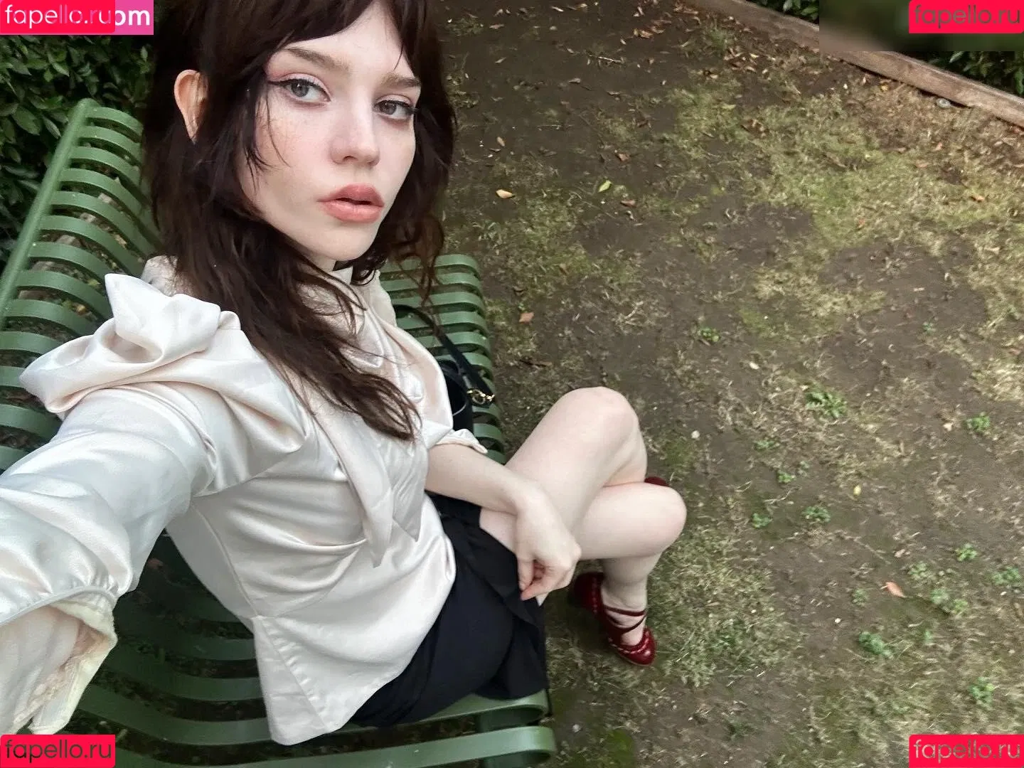 Sophie Thatcher / soapy.t / sophie_thatcher Onlyfans Photo Gallery 