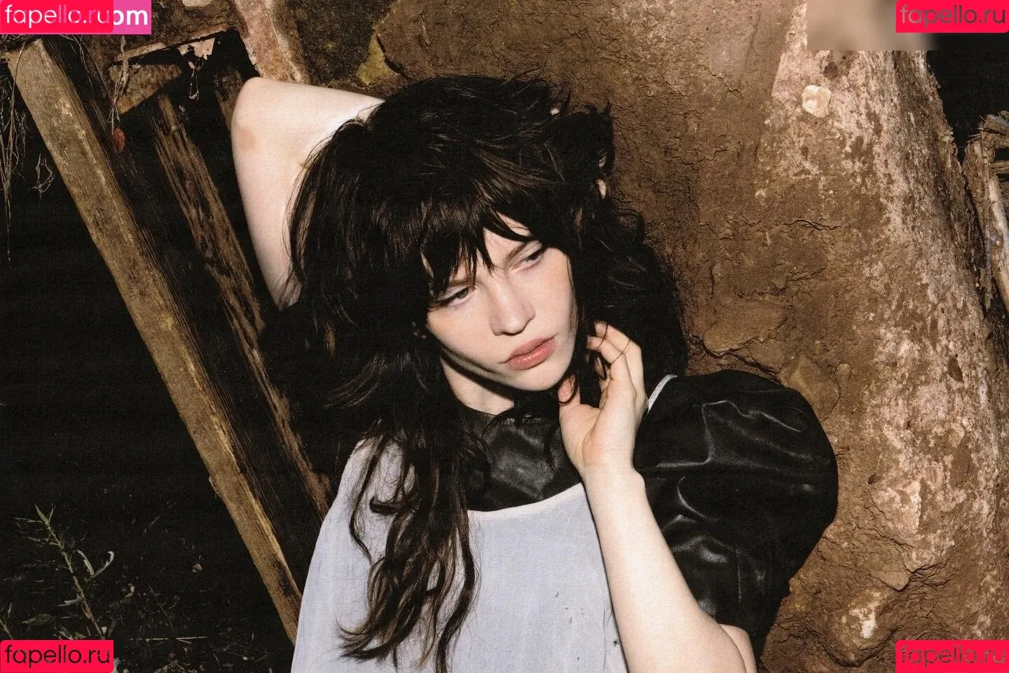 Sophie Thatcher / soapy.t / sophie_thatcher Onlyfans Photo Gallery 