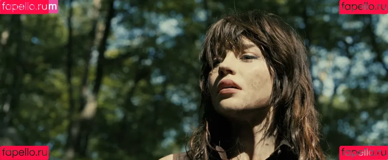 Sophie Thatcher / soapy.t / sophie_thatcher Onlyfans Photo Gallery 