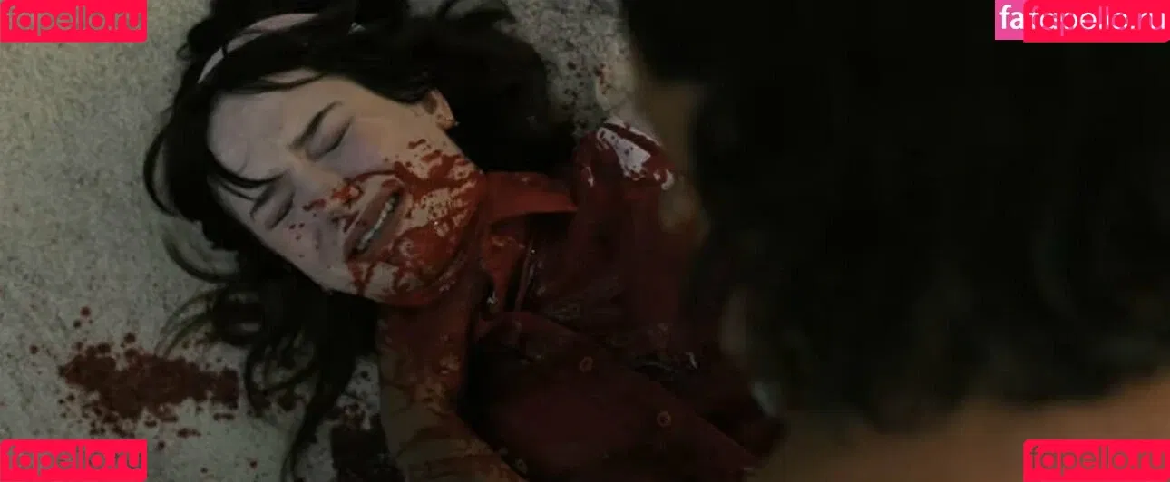 Sophie Thatcher / soapy.t / sophie_thatcher Onlyfans Photo Gallery 