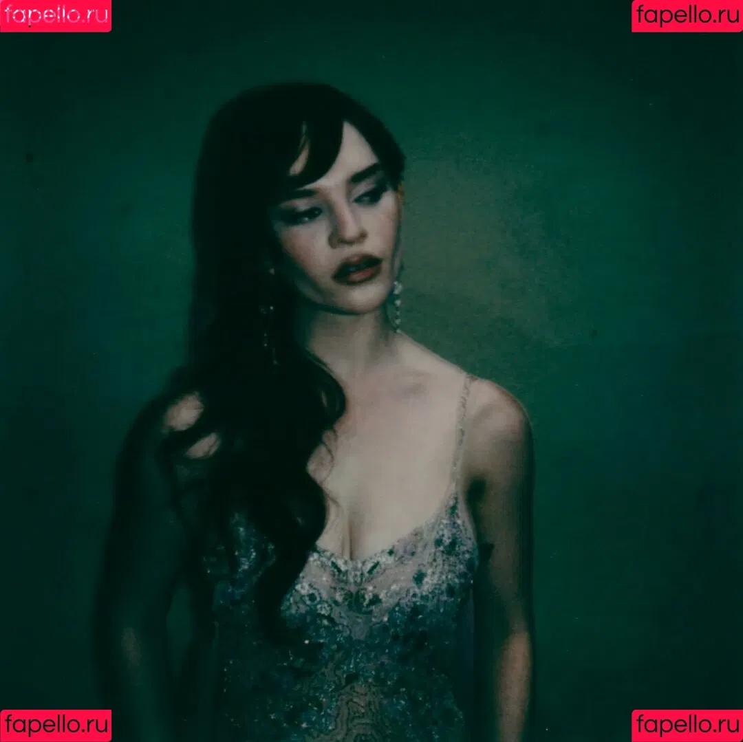 Sophie Thatcher / soapy.t / sophie_thatcher Onlyfans Photo Gallery 