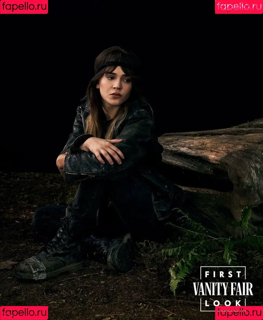 Sophie Thatcher / soapy.t / sophie_thatcher Onlyfans Photo Gallery 