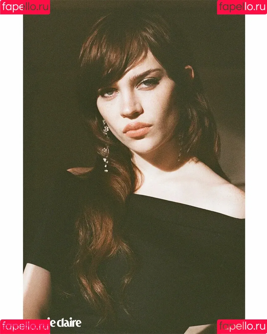 Sophie Thatcher / soapy.t / sophie_thatcher Onlyfans Photo Gallery 