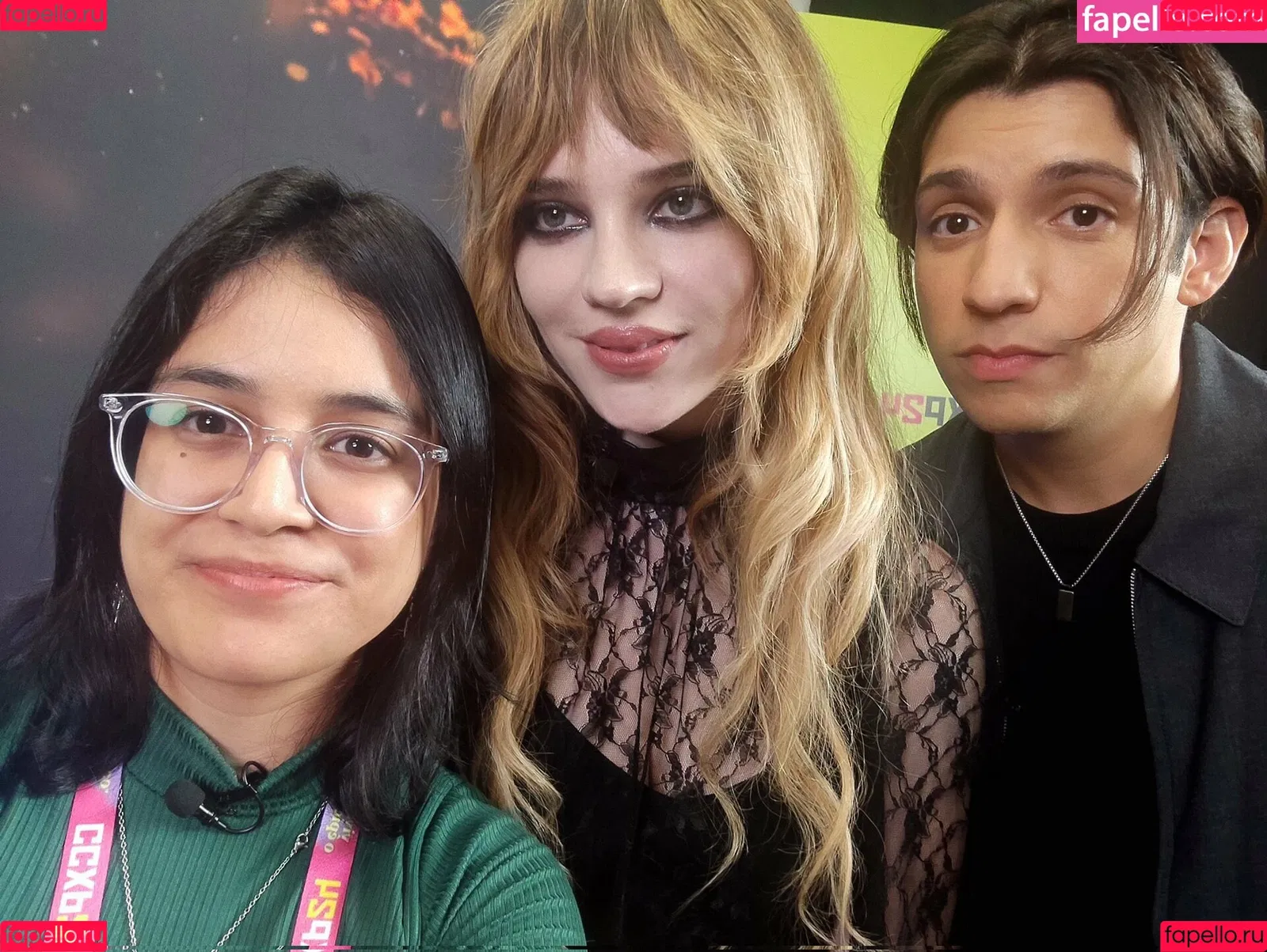 Sophie Thatcher / soapy.t / sophie_thatcher Onlyfans Photo Gallery 