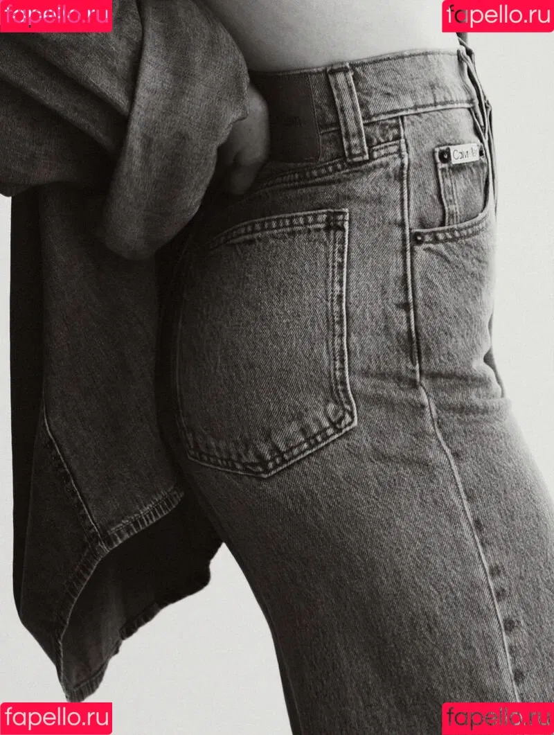 Sophie Thatcher / soapy.t / sophie_thatcher Onlyfans Photo Gallery 