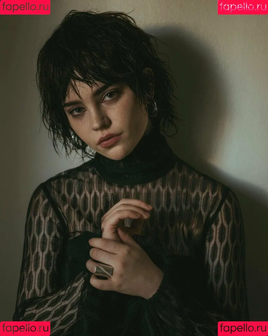 Sophie Thatcher / soapy.t / sophie_thatcher Onlyfans Photo Gallery 