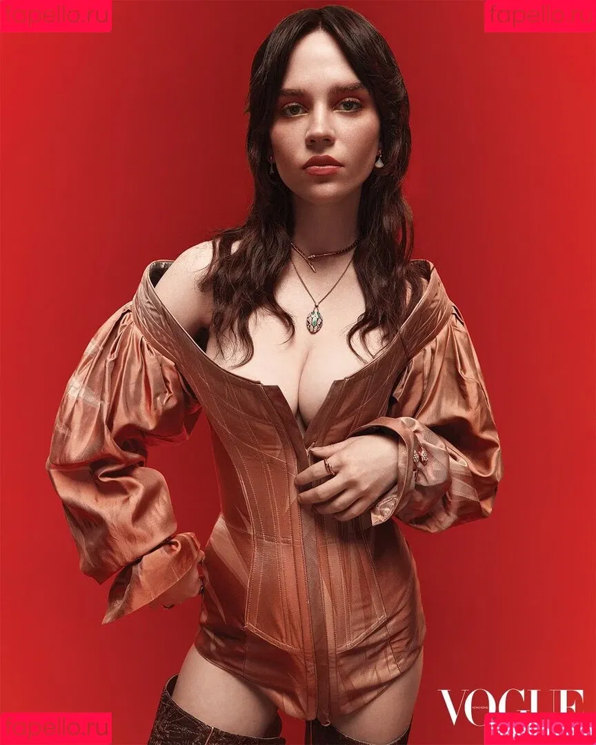 Sophie Thatcher / soapy.t / sophie_thatcher Onlyfans Photo Gallery 