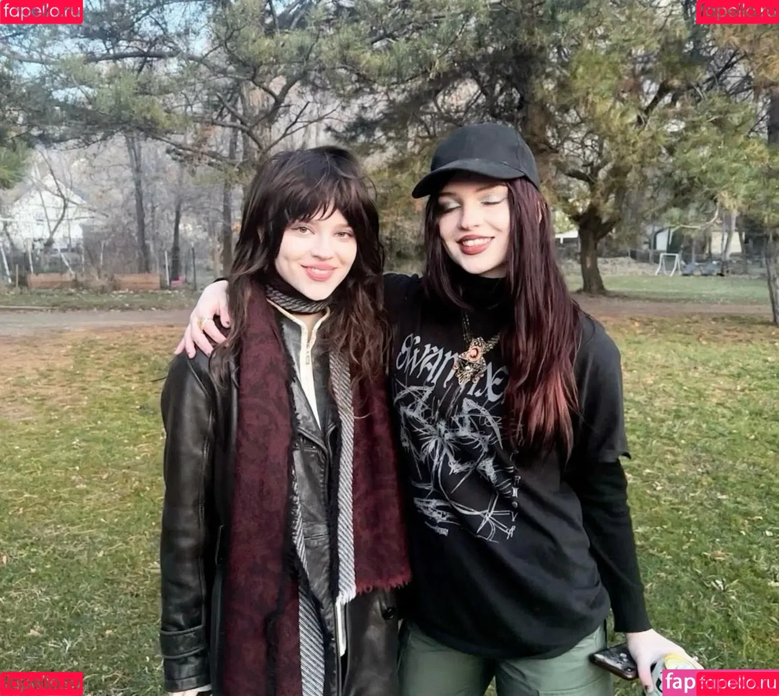 Sophie Thatcher / soapy.t / sophie_thatcher Onlyfans Photo Gallery 