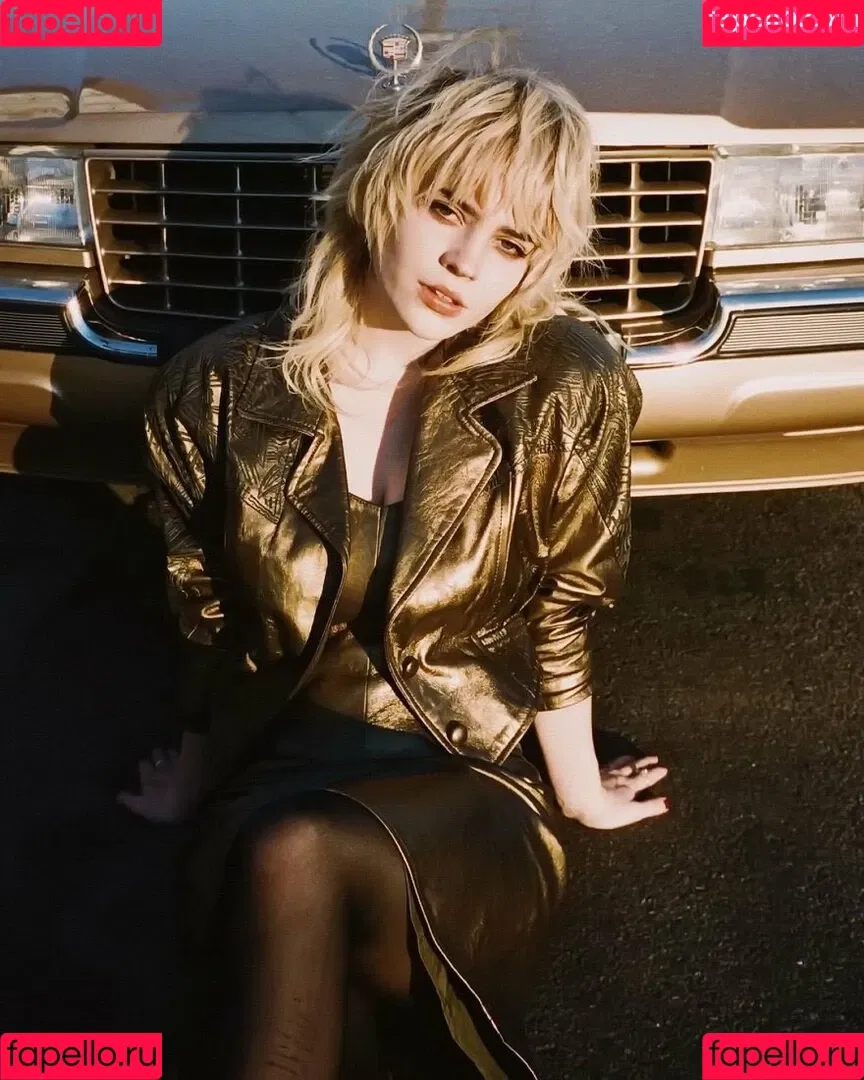 Sophie Thatcher / soapy.t / sophie_thatcher Onlyfans Photo Gallery 