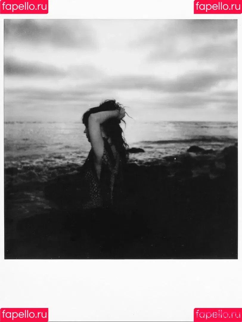 Sophie Thatcher / soapy.t / sophie_thatcher Onlyfans Photo Gallery 