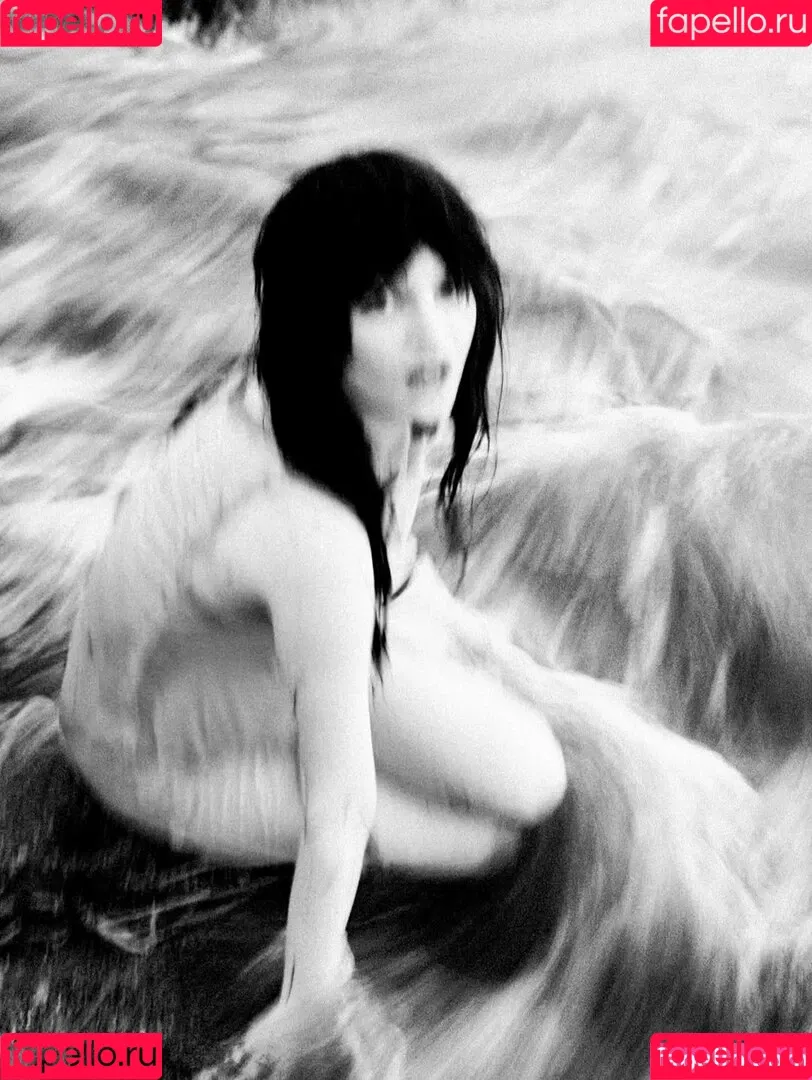 Sophie Thatcher / soapy.t / sophie_thatcher Onlyfans Photo Gallery 