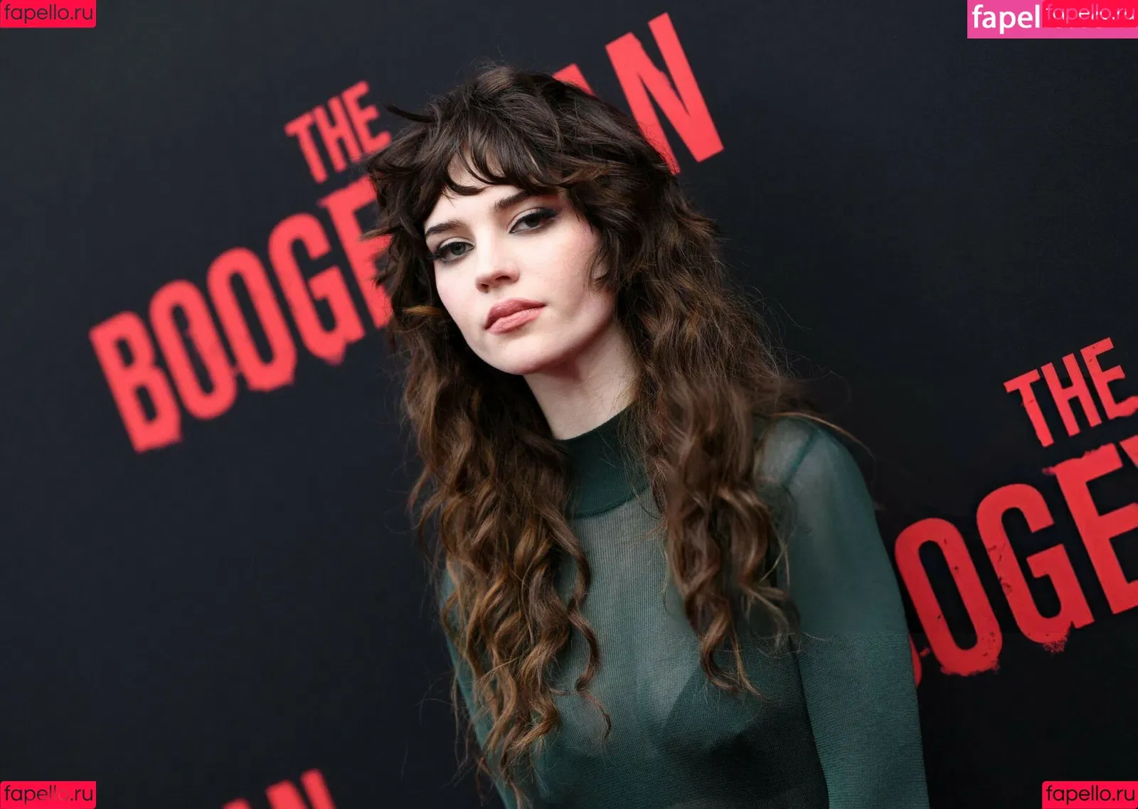 Sophie Thatcher / soapy.t / sophie_thatcher Onlyfans Photo Gallery 