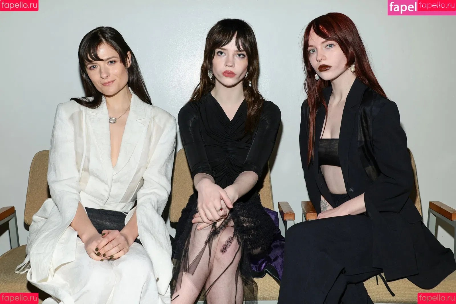 Sophie Thatcher / soapy.t / sophie_thatcher Onlyfans Photo Gallery 