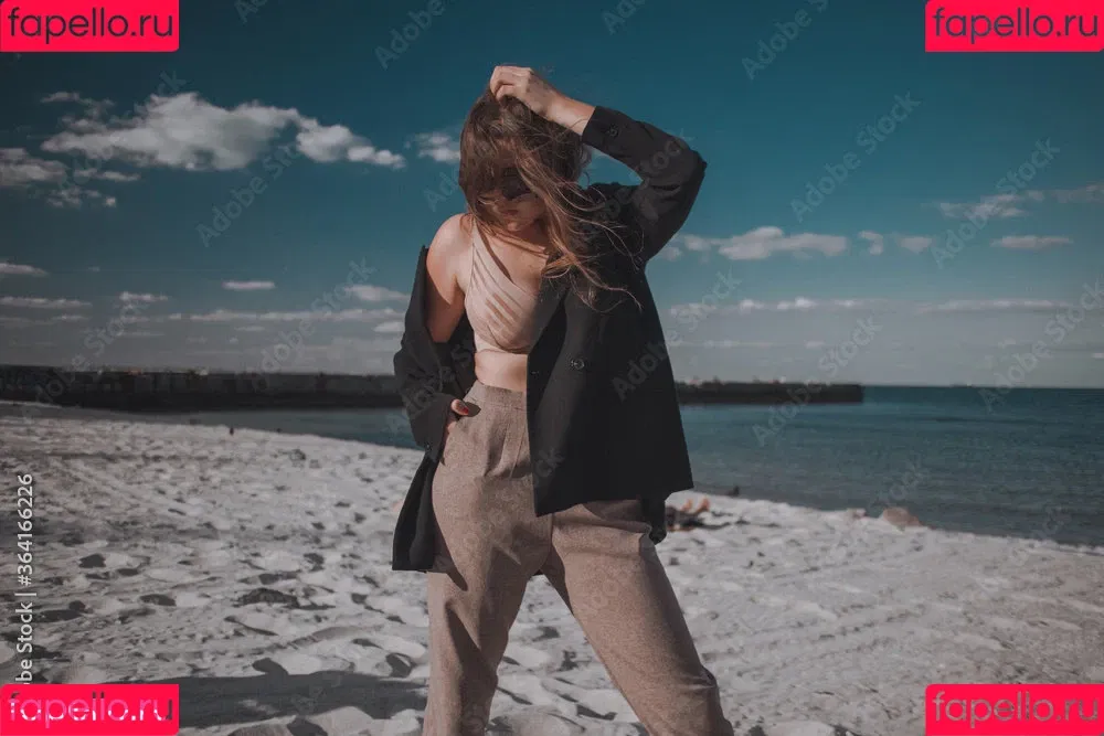 liyaberry / memoria27 Onlyfans Photo Gallery 