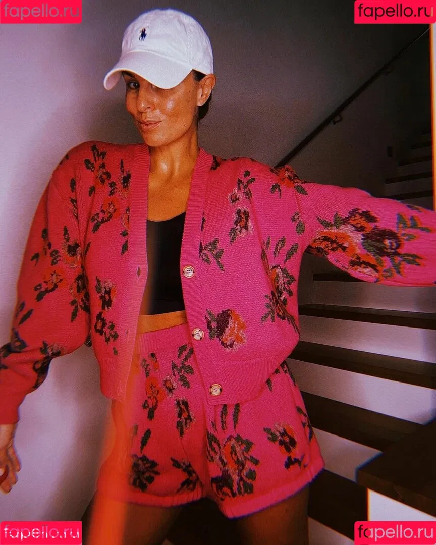 Laura Wontorra / LauraWontorra / laura_wontorra / laurachesnok Onlyfans Photo Gallery 