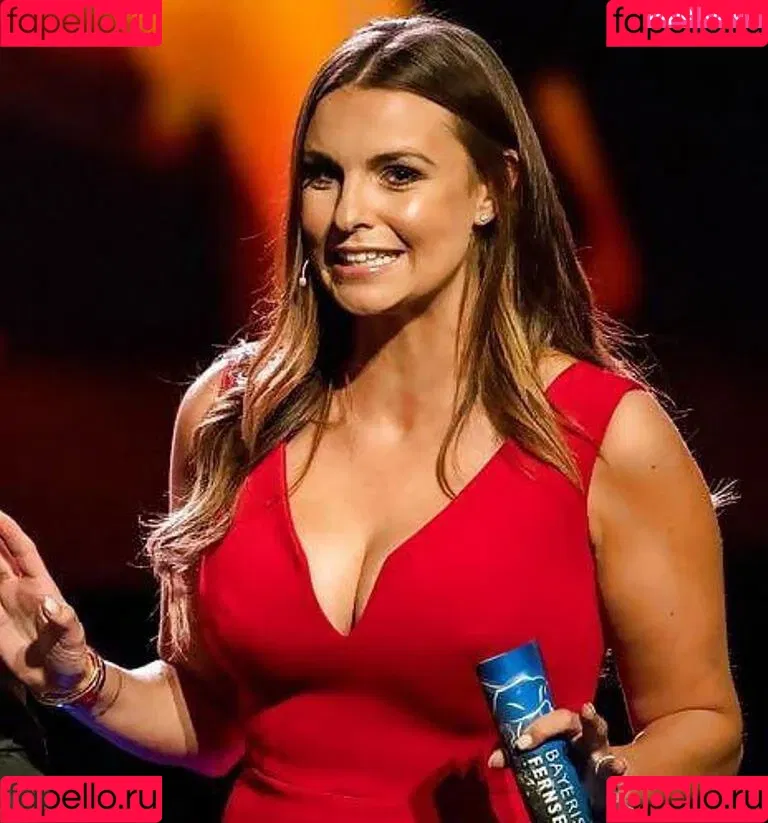 Laura Wontorra / LauraWontorra / laura_wontorra / laurachesnok Onlyfans Photo Gallery 