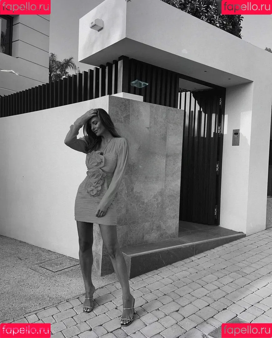 Laura Wontorra / LauraWontorra / laura_wontorra / laurachesnok Onlyfans Photo Gallery 