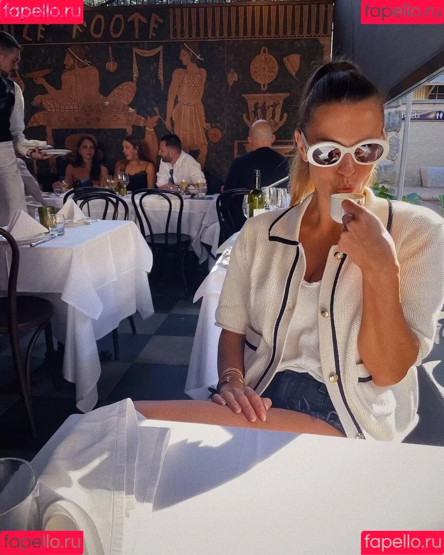 Laura Wontorra / LauraWontorra / laura_wontorra / laurachesnok Onlyfans Photo Gallery 