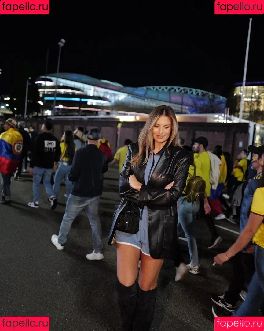 Laura Wontorra / LauraWontorra / laura_wontorra / laurachesnok Onlyfans Photo Gallery 