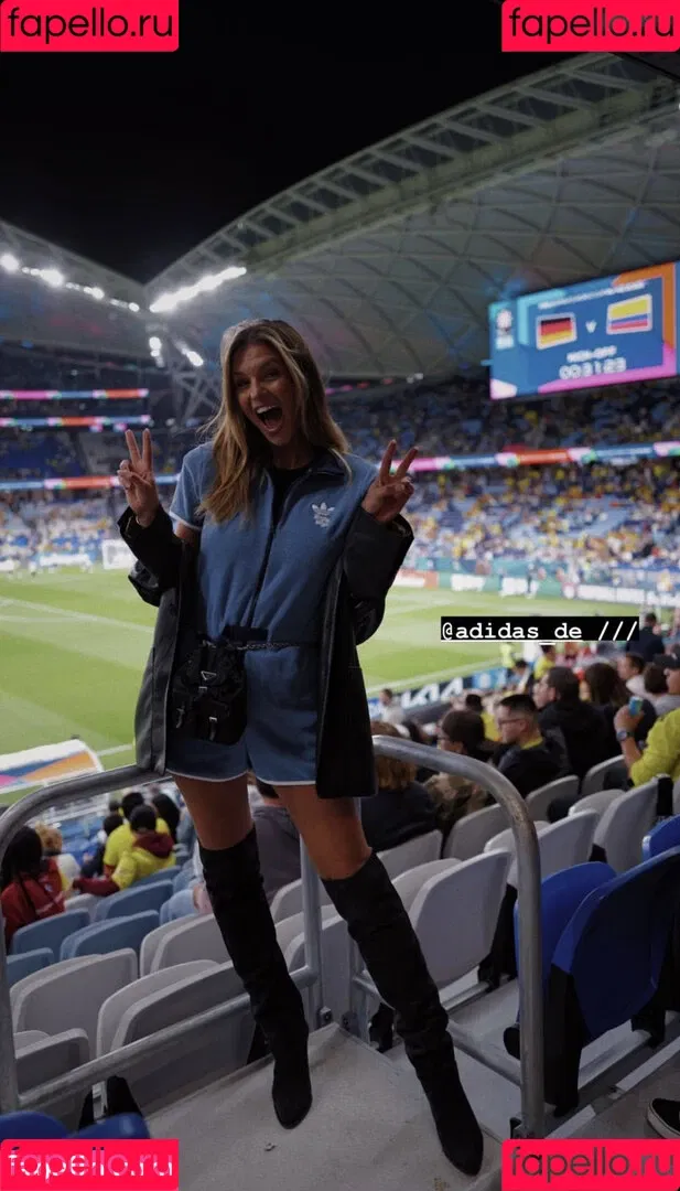 Laura Wontorra / LauraWontorra / laura_wontorra / laurachesnok Onlyfans Photo Gallery 