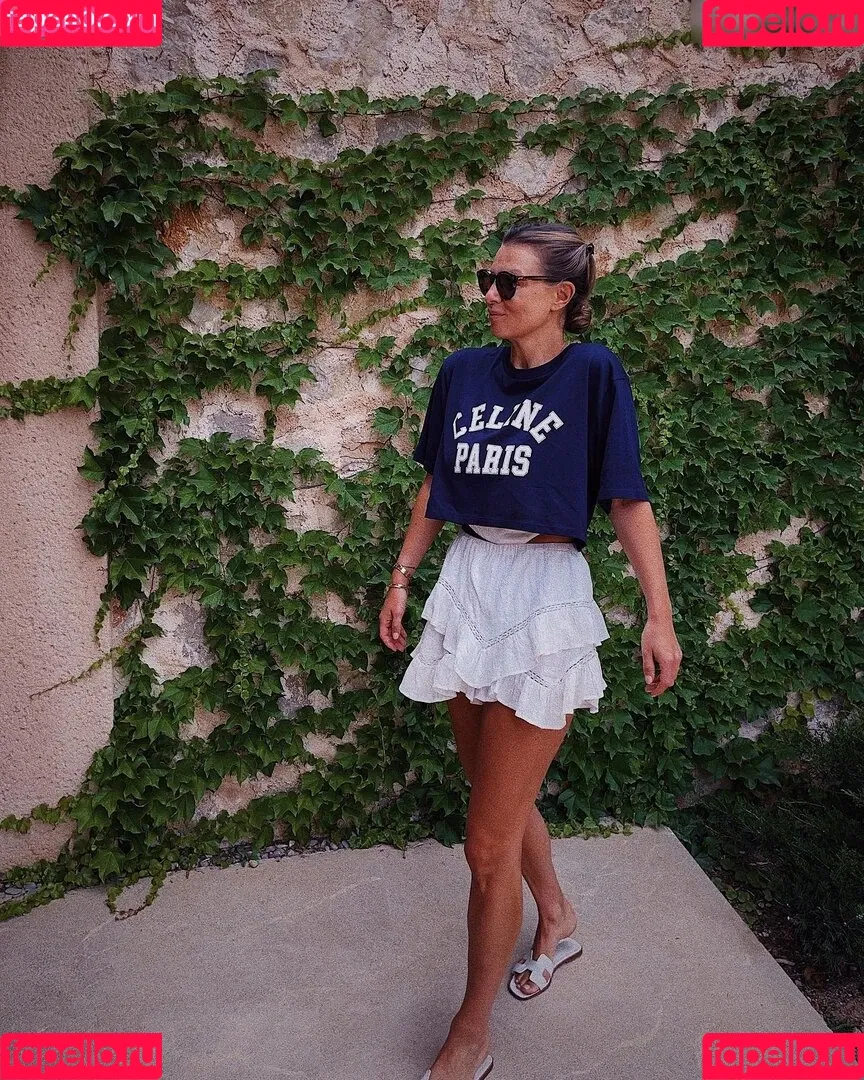 Laura Wontorra / LauraWontorra / laura_wontorra / laurachesnok Onlyfans Photo Gallery 