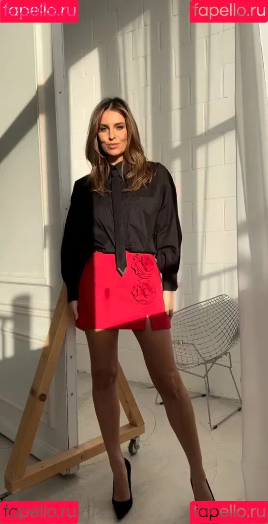 Laura Wontorra / LauraWontorra / laura_wontorra / laurachesnok Onlyfans Photo Gallery 