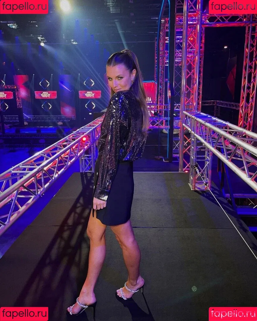 Laura Wontorra / LauraWontorra / laura_wontorra / laurachesnok Onlyfans Photo Gallery 