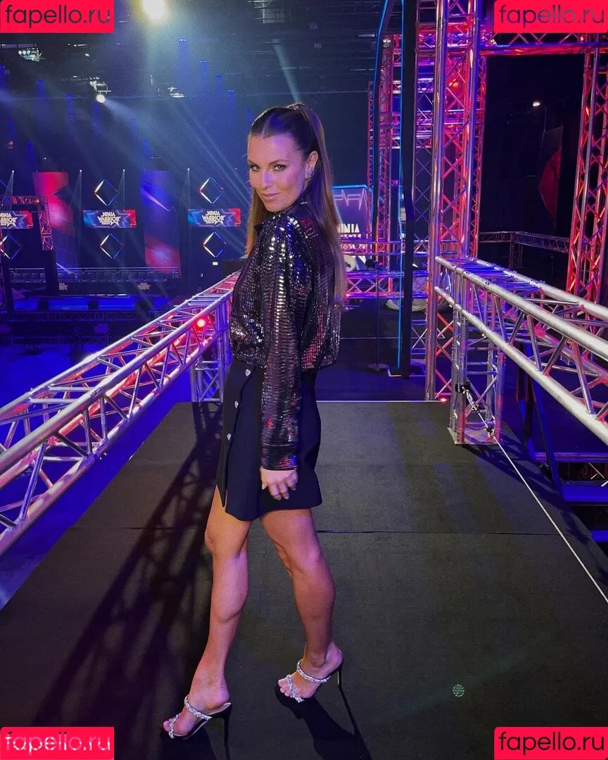 Laura Wontorra / LauraWontorra / laura_wontorra / laurachesnok Onlyfans Photo Gallery 