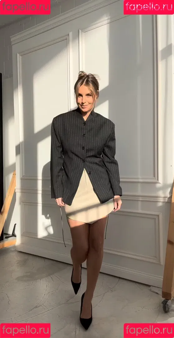 Laura Wontorra / LauraWontorra / laura_wontorra / laurachesnok Onlyfans Photo Gallery 