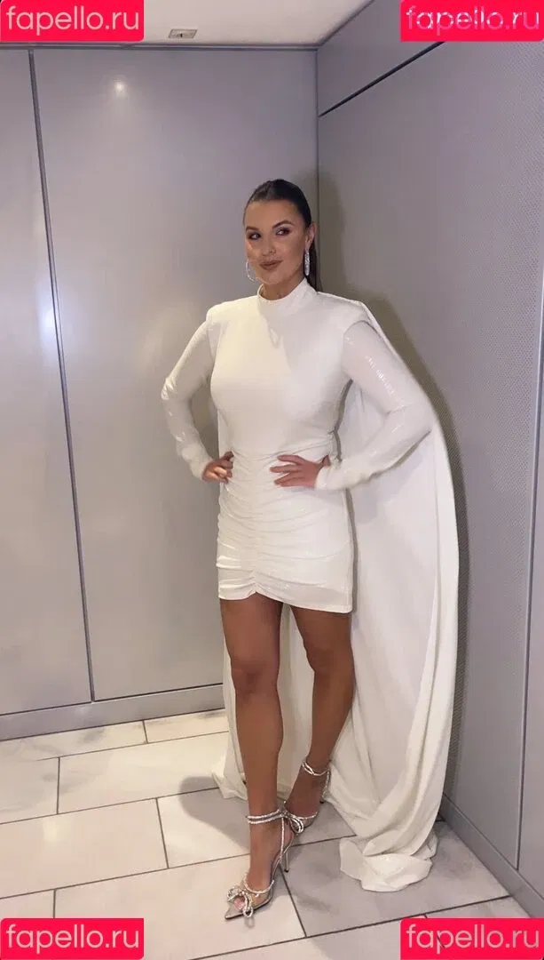 Laura Wontorra / LauraWontorra / laura_wontorra / laurachesnok Onlyfans Photo Gallery 