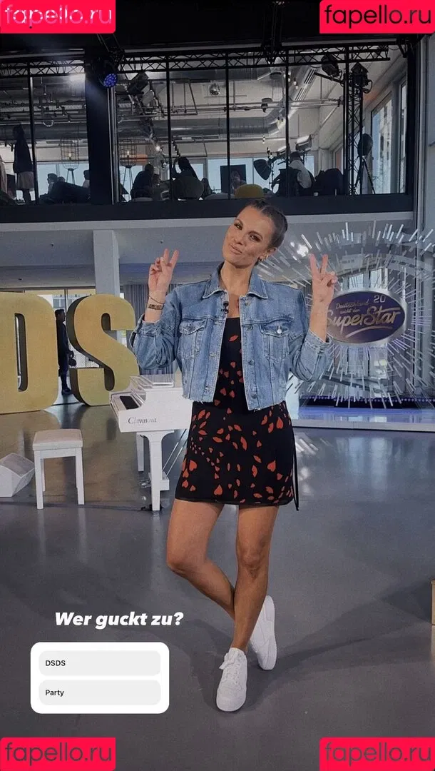 Laura Wontorra / LauraWontorra / laura_wontorra / laurachesnok Onlyfans Photo Gallery 