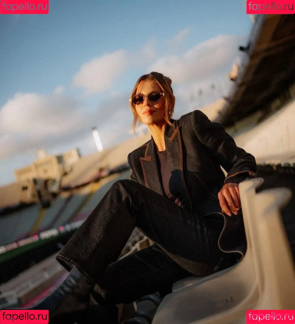 Laura Wontorra / LauraWontorra / laura_wontorra / laurachesnok Onlyfans Photo Gallery 