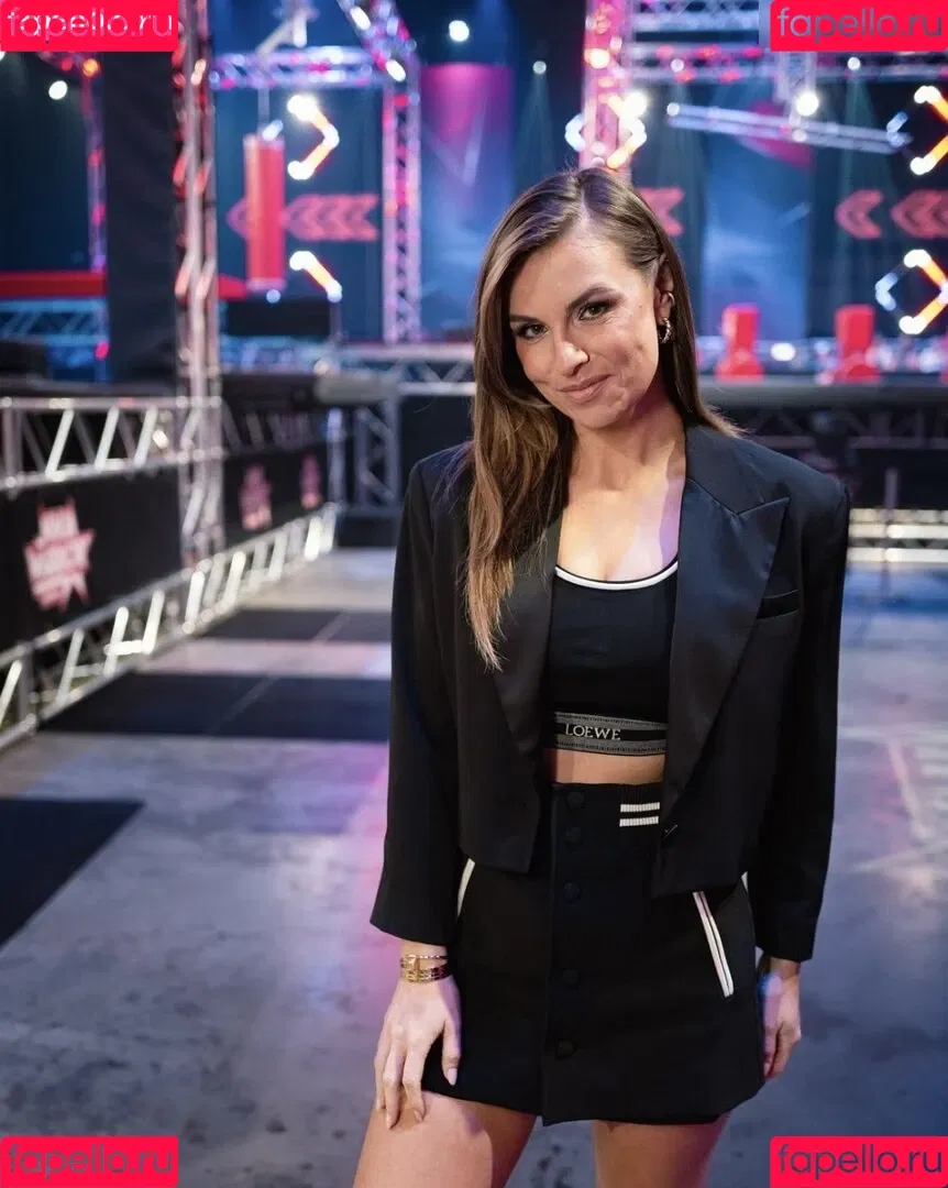 Laura Wontorra / LauraWontorra / laura_wontorra / laurachesnok Onlyfans Photo Gallery 