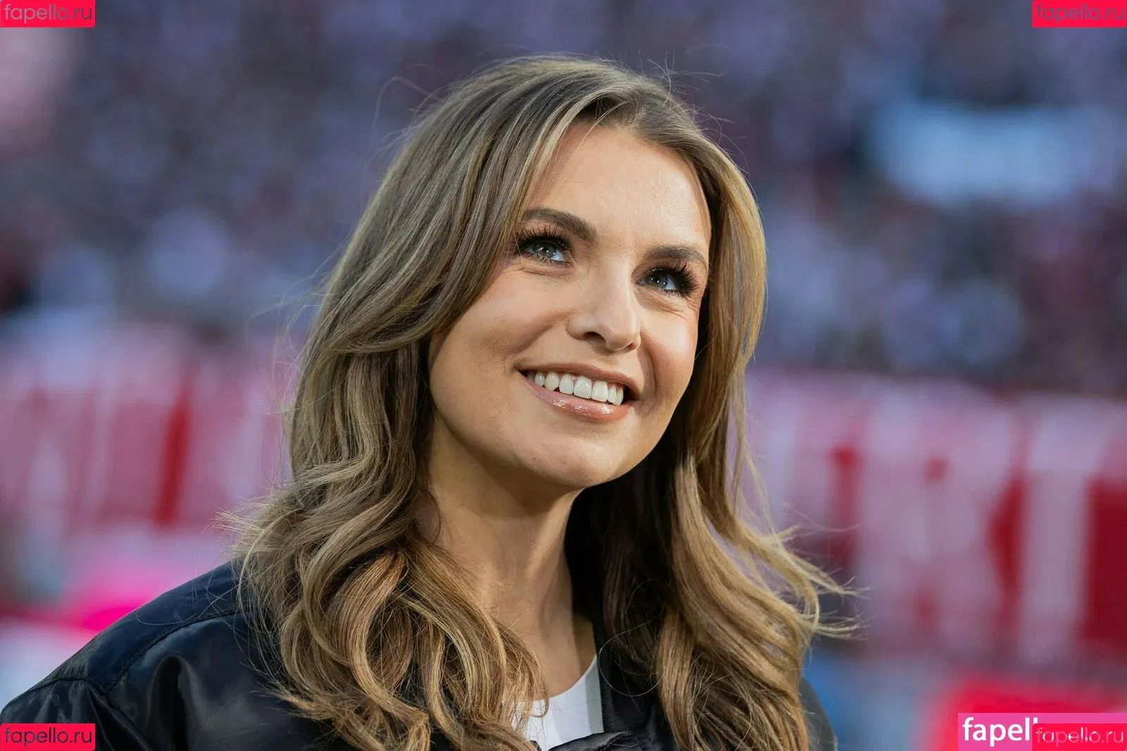 Laura Wontorra / LauraWontorra / laura_wontorra / laurachesnok Onlyfans Photo Gallery 