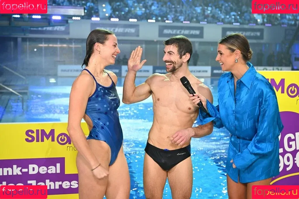 Laura Wontorra / LauraWontorra / laura_wontorra / laurachesnok Onlyfans Photo Gallery 