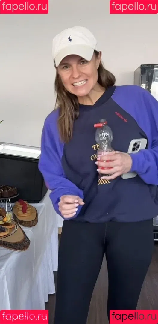 Laura Wontorra / LauraWontorra / laura_wontorra / laurachesnok Onlyfans Photo Gallery 